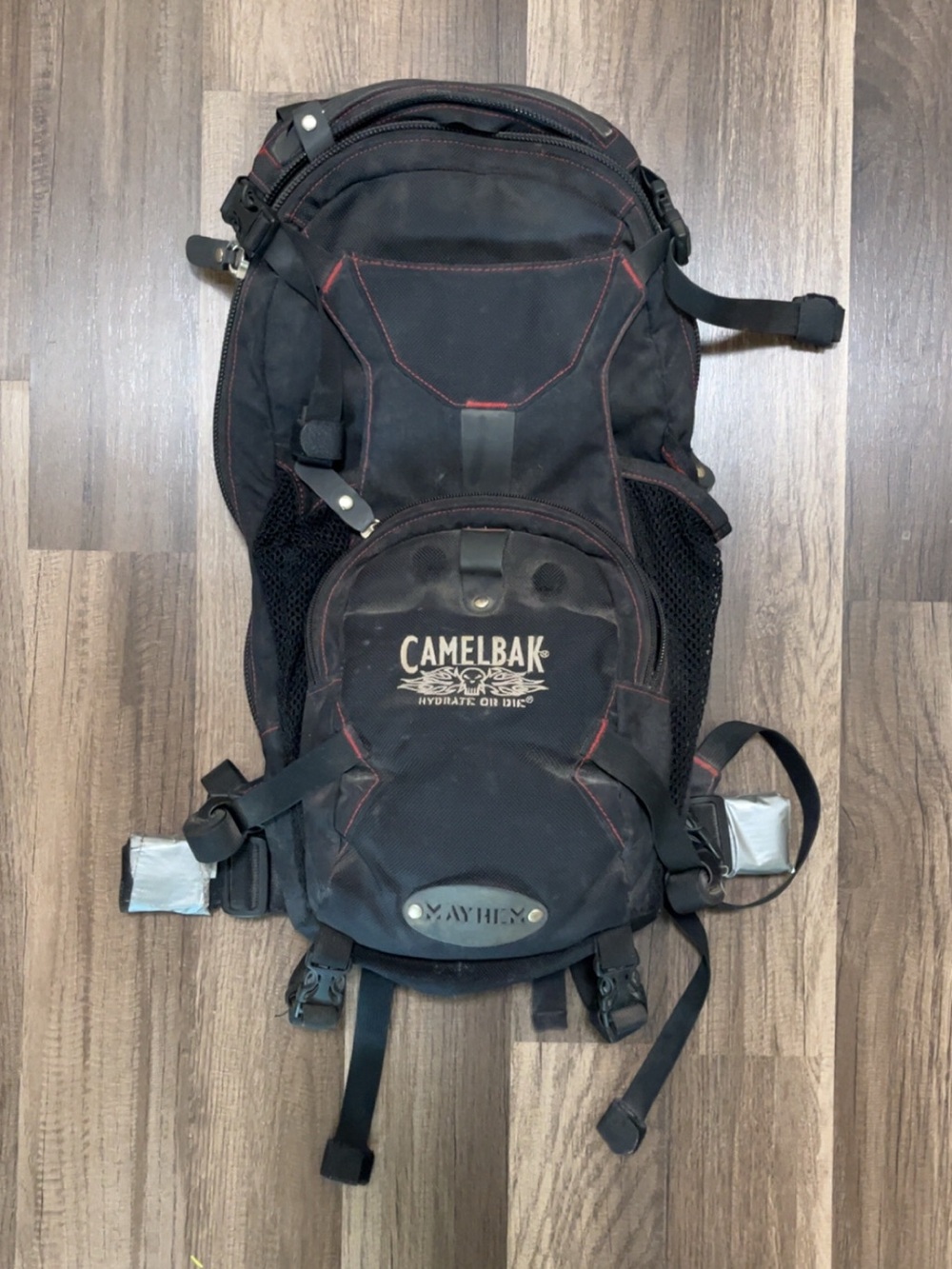 Vintage Y2K CAMELBAK Havoc Hydrate Or Die Skull Hydration Backpack